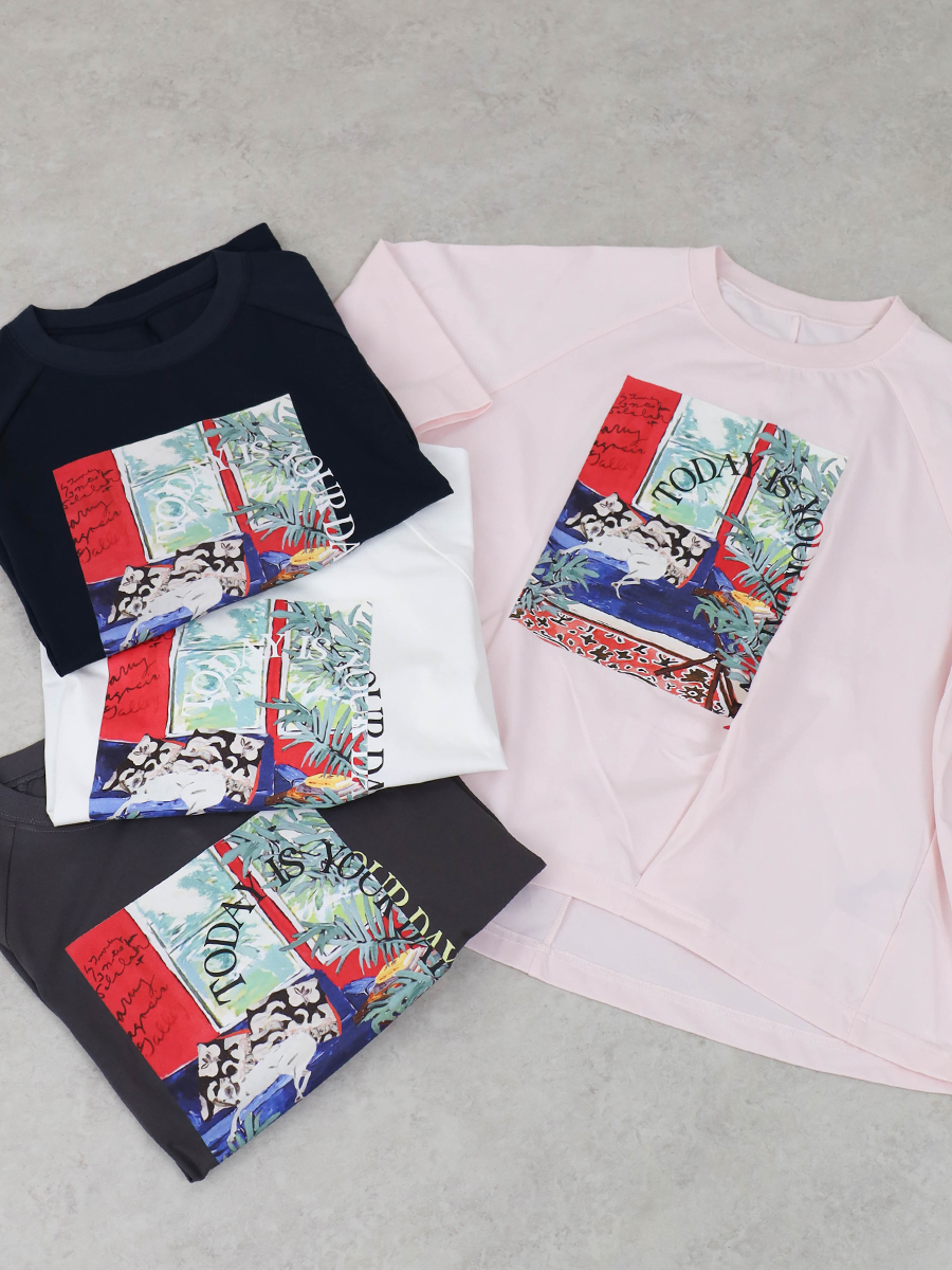 アートプリントタックデザインTシャツ